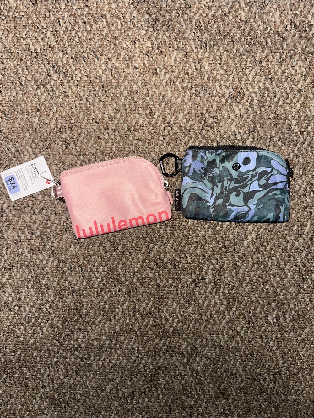 lululemon athletica clippable card pouch set